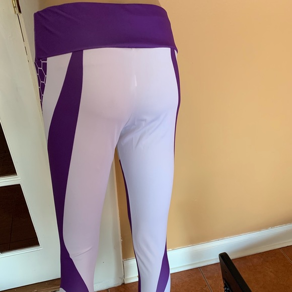 Jogging pants. - Picture 2 of 2